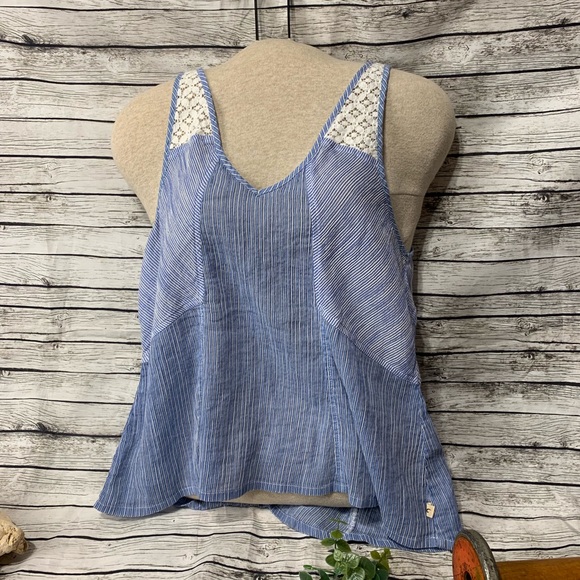 {Hollister} Hi-Low Lightweight Sheer Blue Striped Tank - Picture 2 of 9